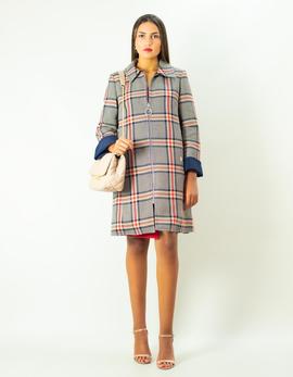 Abrigo Oky Cuadros Azules y Rojos Reversible