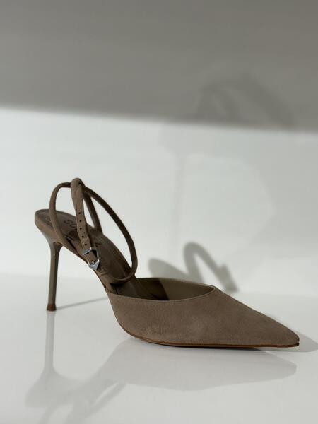 Gallery a08500 uaxwfb9d