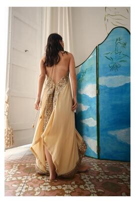 Vestido Wedding camel