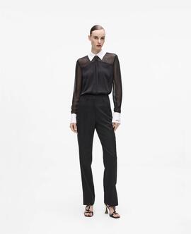 Blusa Karl Corbata
