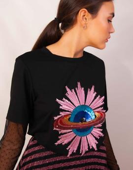 Camiseta Negra Koralline Planeta