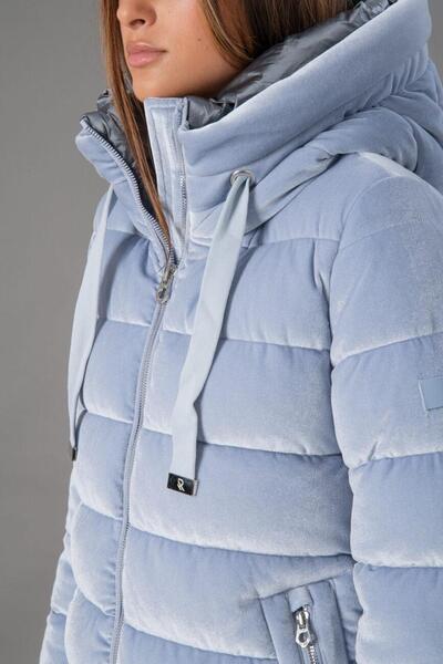 Gallery a09197 c7gzy7yg