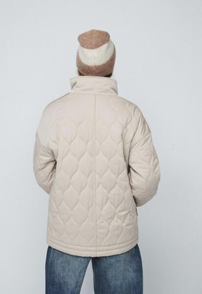 Gallery a09201 iuisbuu9