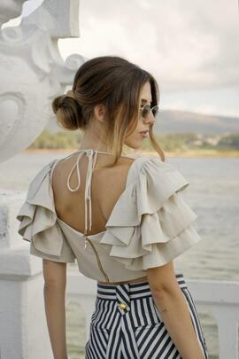 Top Highly Preppy Volante Camel