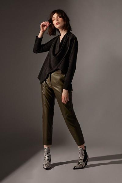 Gallery a02496 2