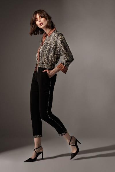 Camisa serpiente online mujer