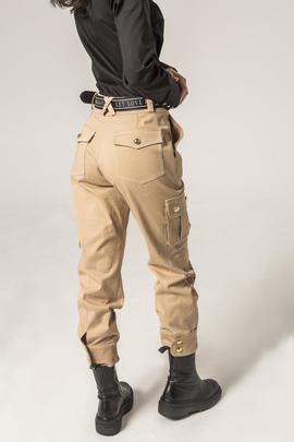 Pantalón Masavi Cargo Corazones Camel para Mujer