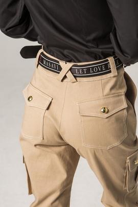 Pantalón Masavi Cargo Corazones Camel para Mujer